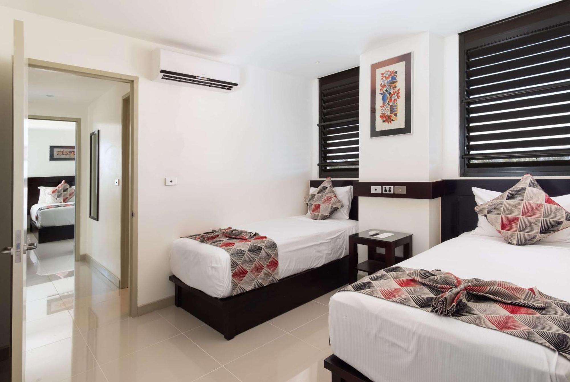 Ramada Suites By Wyndham Wailoaloa Beach Fiji Наді Екстер'єр фото